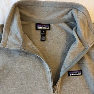 Patagonia Light Gray Fleece Jacket